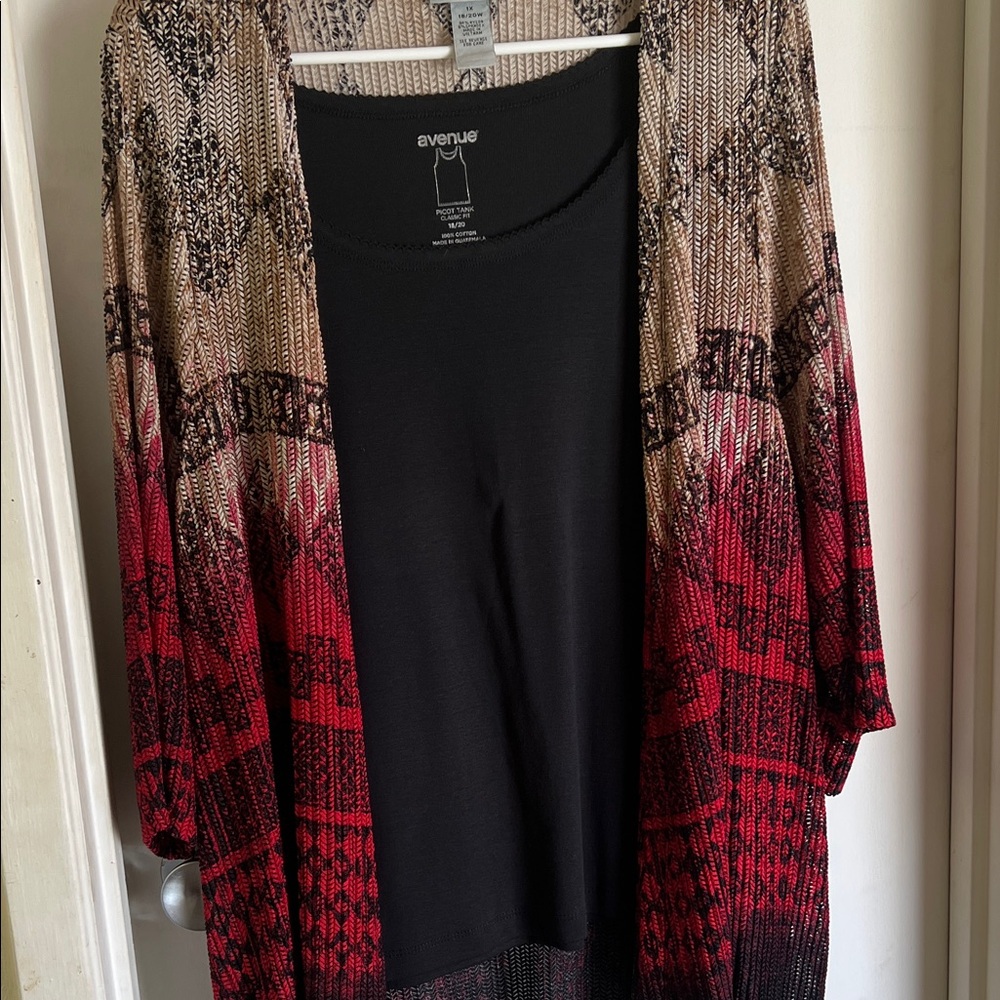 Avenue Women's Gradient Red and Black Cardigan